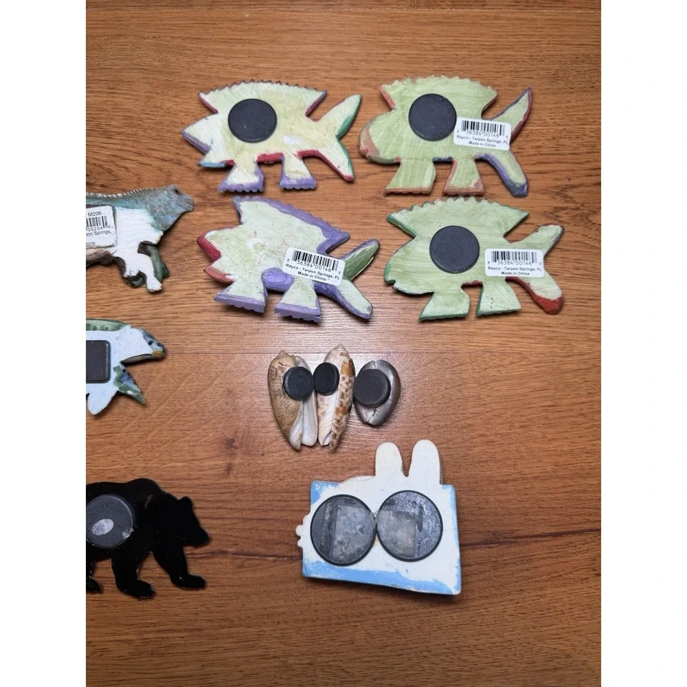 Vtg Animal Magnet Lot Iguana Frog Fish Bear Puffin Shells Tropical Decor Cottage